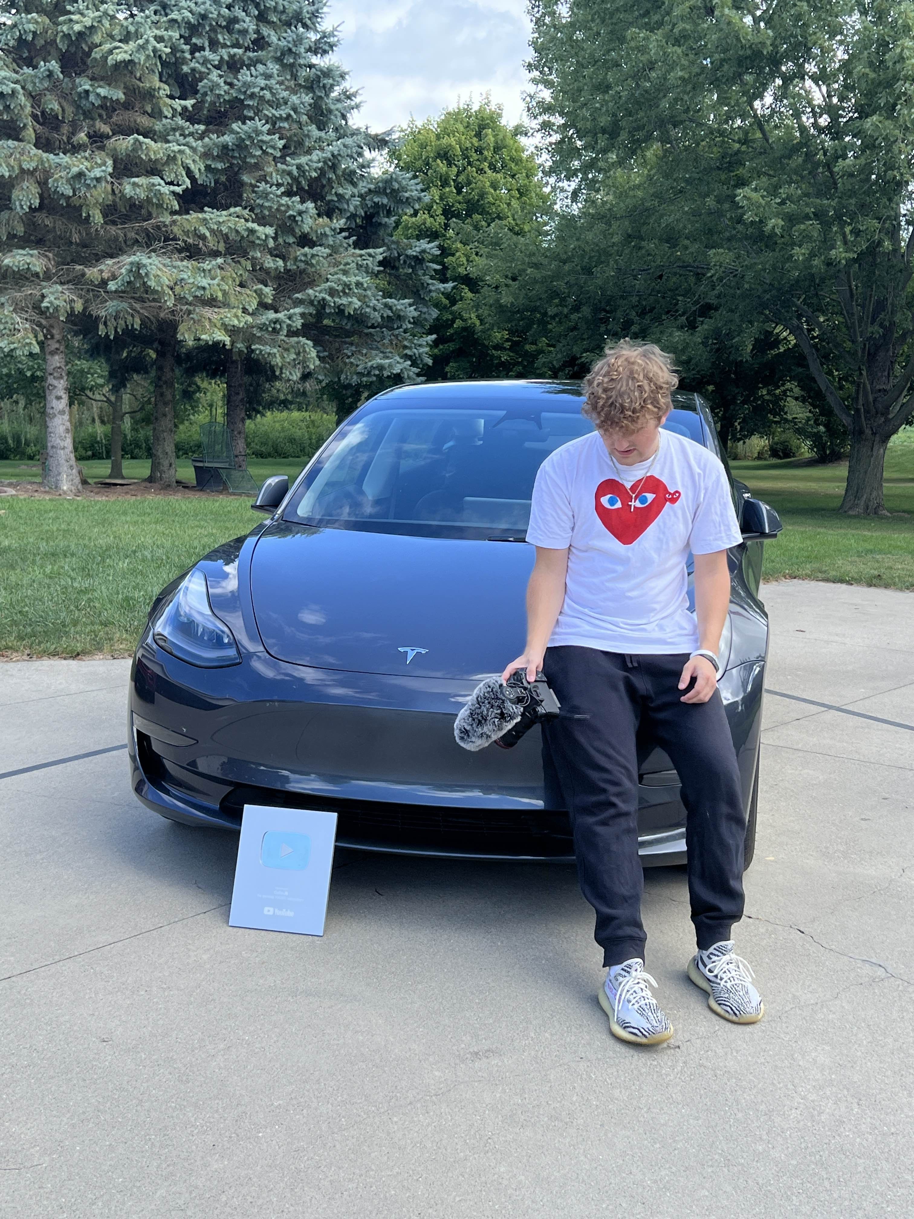 Success Story - Person with Tesla